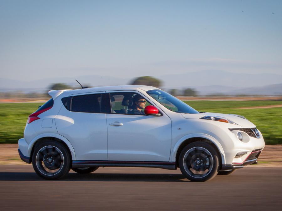  Nissan Juke Nismo 2013 года  (US) (фото 5 из 7)